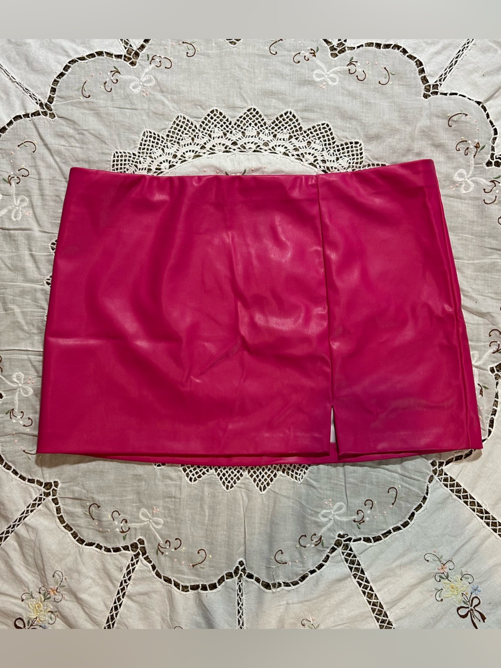NWT H&M Faux Leather Hot Pink Mini Skirt - Picture 1 of 5